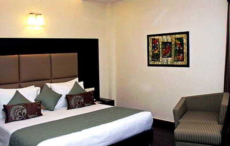 Jht Hotels Ню Делхи Екстериор снимка
