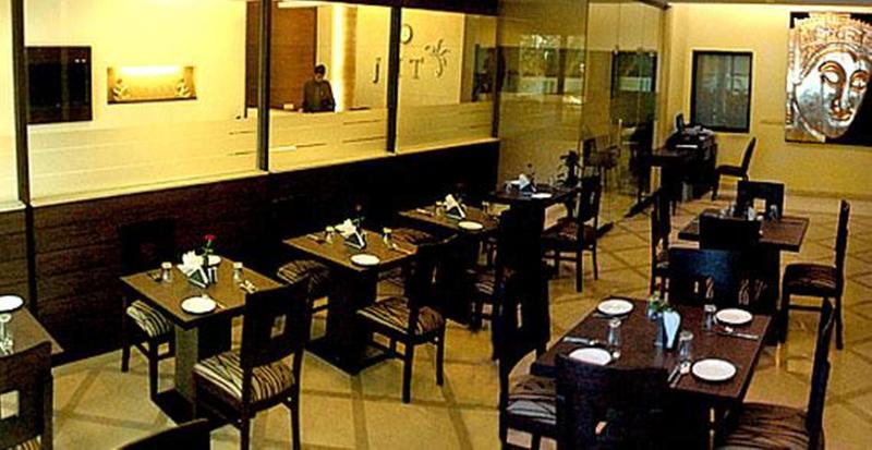Jht Hotels Ню Делхи Екстериор снимка