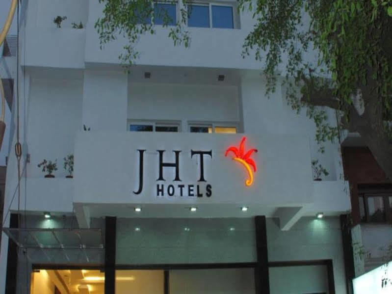 Jht Hotels Ню Делхи Екстериор снимка